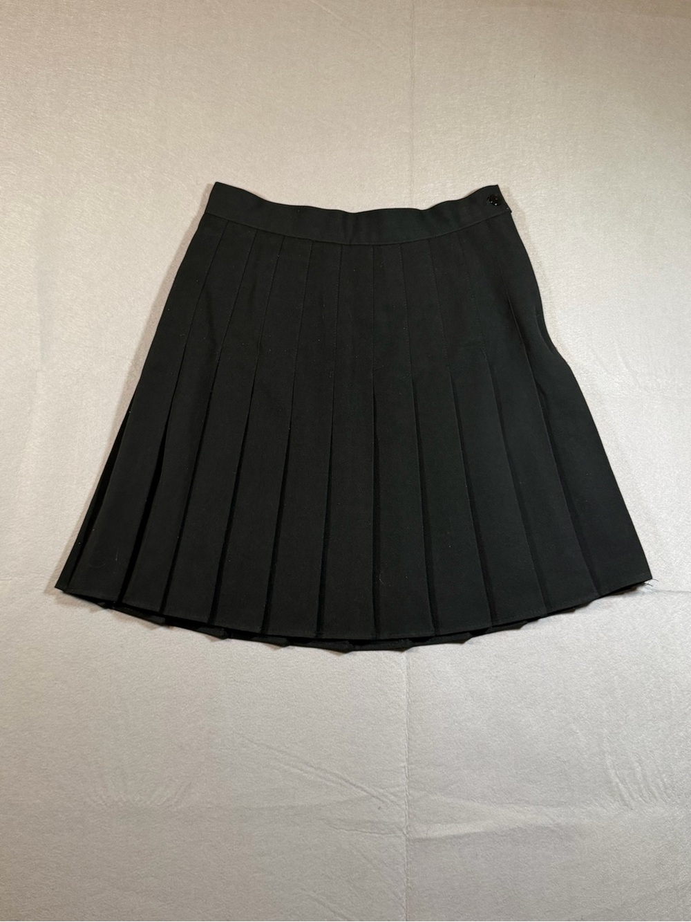 Vintage 90s Black Pleated Skirt Schoolgirl Dark Academia Mini Made in USA 9/10